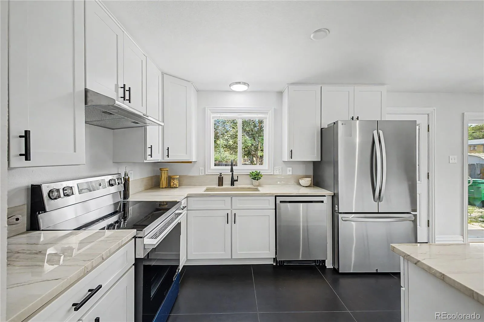 328 Troy Street Aurora CO 80011 MLS #REC5543375 06252026223751 1600 6