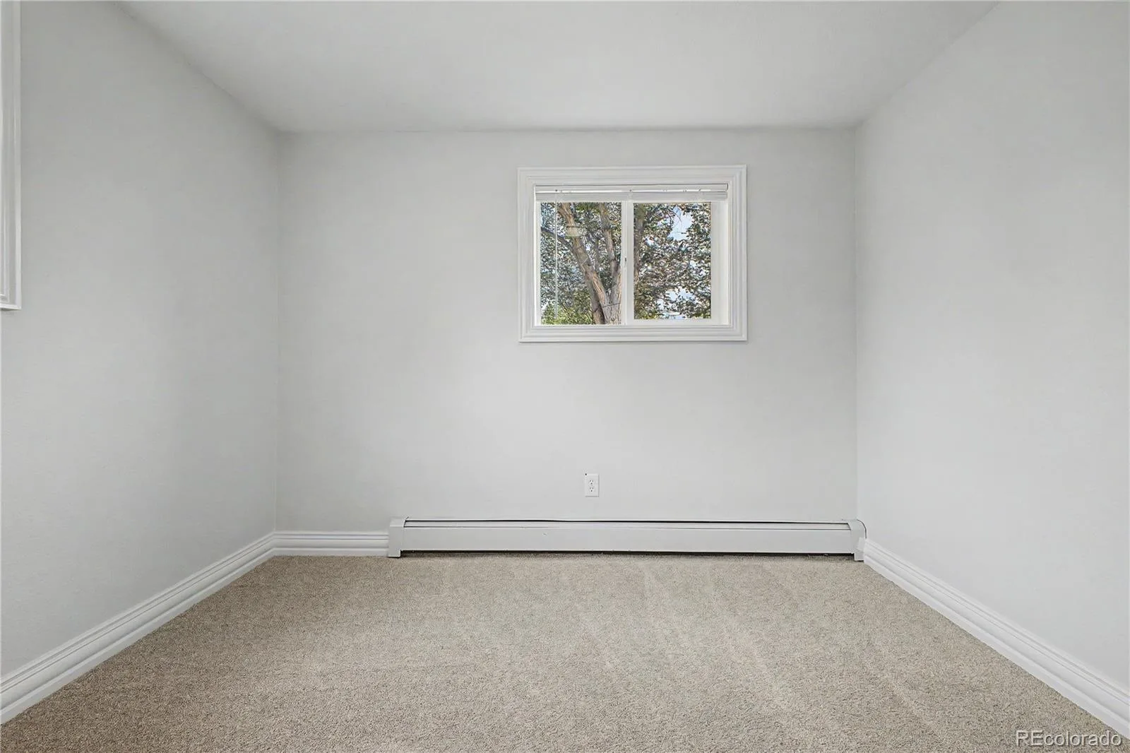 328 Troy Street Aurora CO 80011 MLS #REC5543375 06252026223751 1600 8
