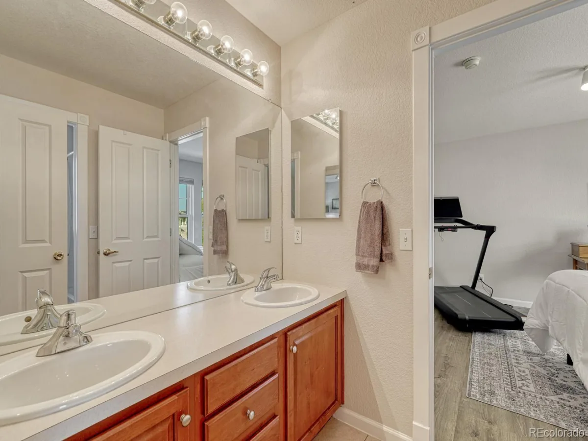 3164 Greensborough Drive Highlands Ranch CO 80129 | MLS #REC5547599 08182026184441 1200 26