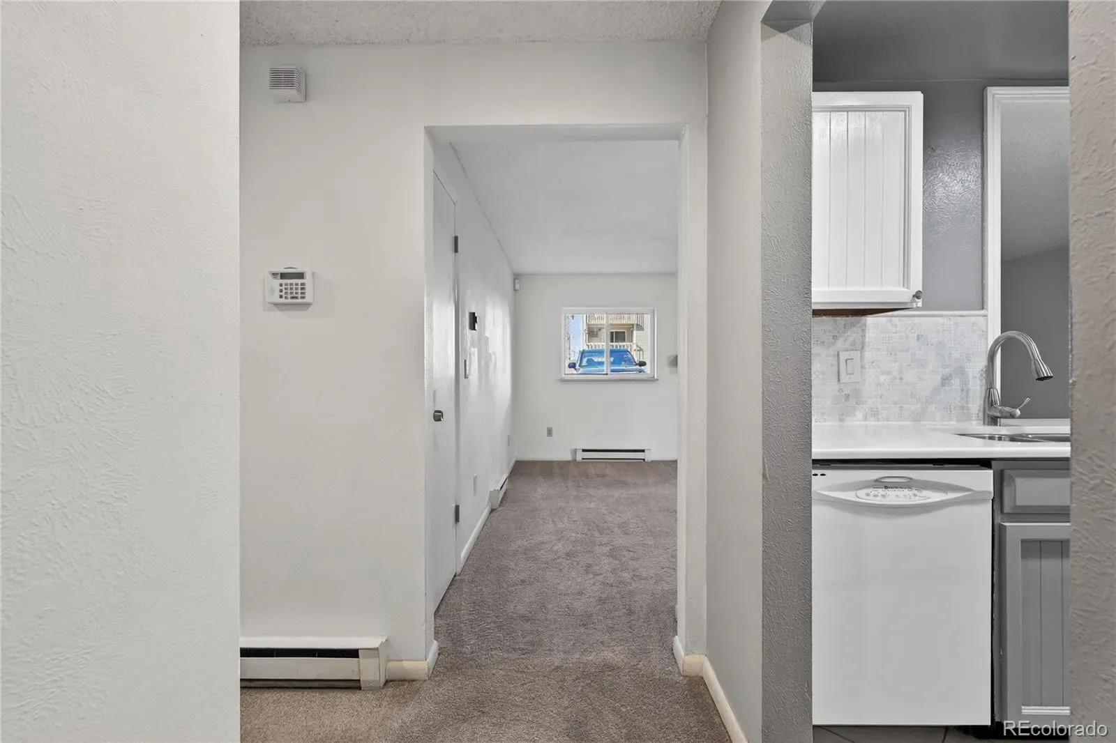 4066 S Atchison Way #101 Aurora CO 80014 MLS #REC5549419 03062026234803 1600 4