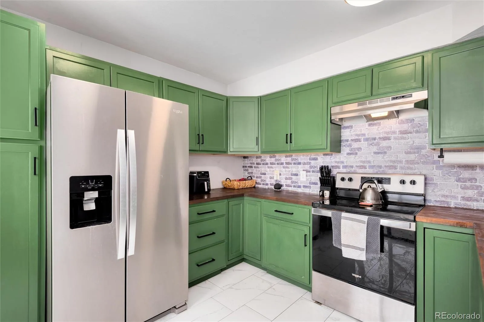 2625 S Xanadu Way #E Aurora CO 80014 | MLS #REC5550685 08272026140412 1600 13