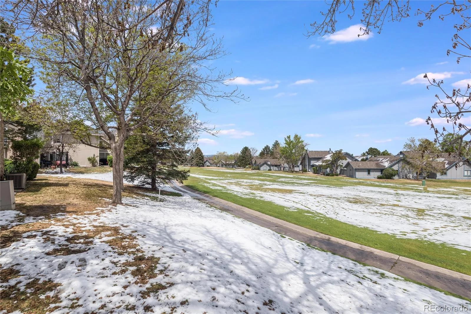 2625 S Xanadu Way #E Aurora CO 80014 | MLS #REC5550685 08272026140412 1600 31