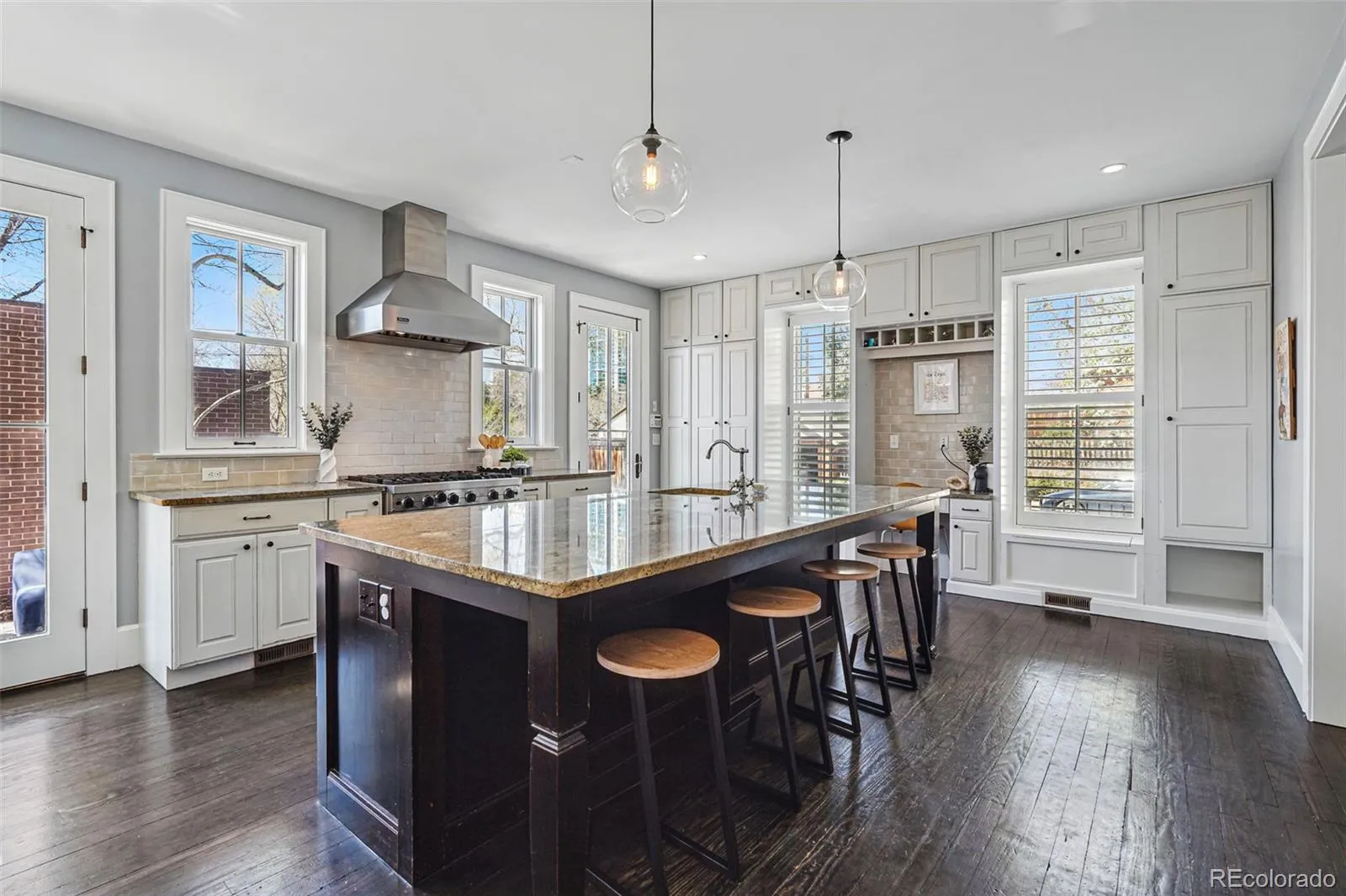 201 S Lafayette Street Denver CO 80209 MLS #REC5552340 04292026134944 1600 18