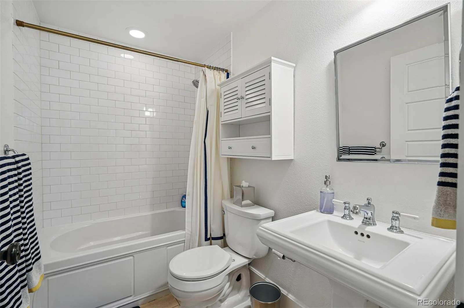 201 S Lafayette Street Denver CO 80209 MLS #REC5552340 04292026134944 1600 34