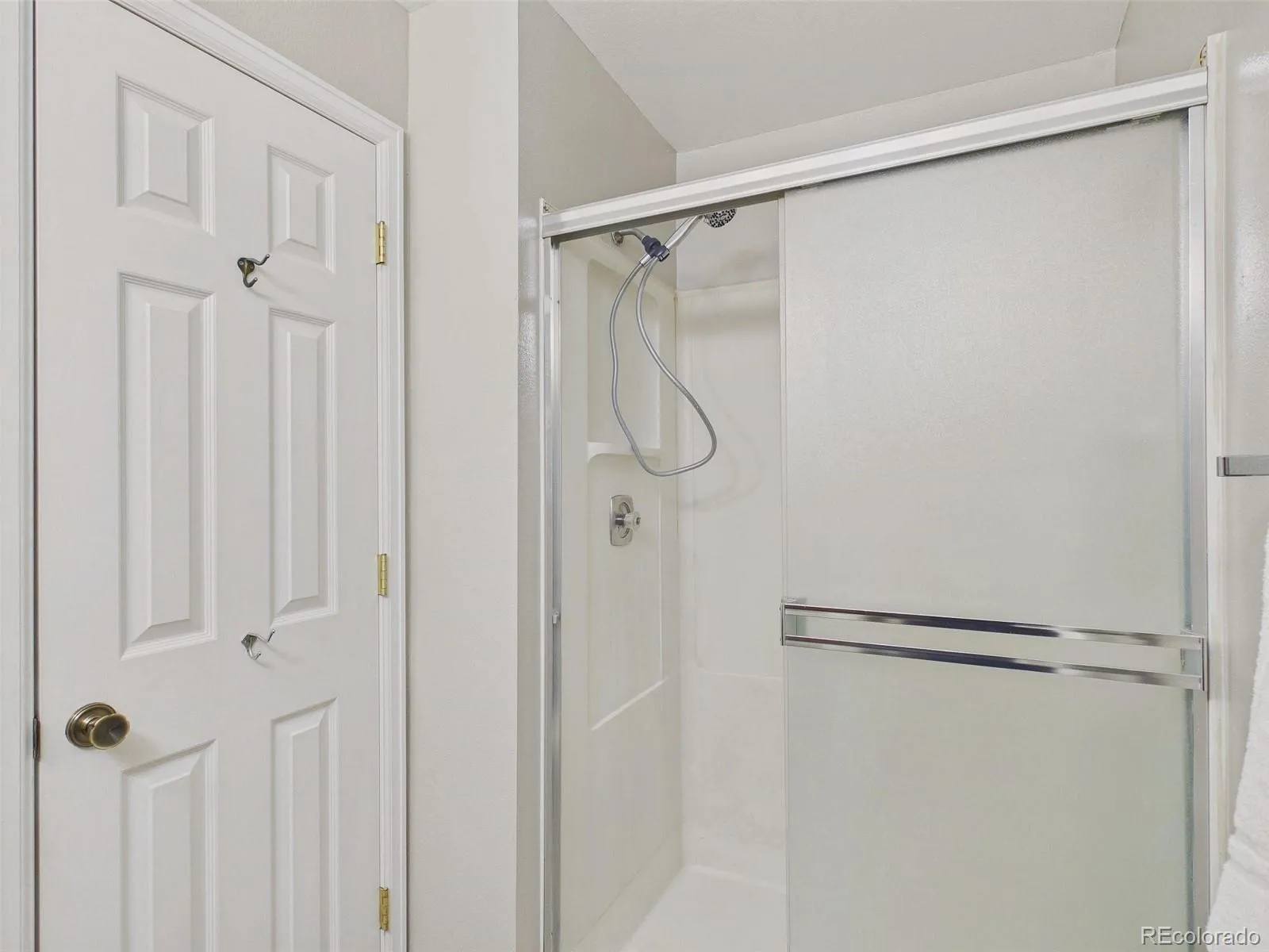 1140 S Monaco Parkway #3 Denver CO 80224 MLS #REC5553718 04212026002957 1600 12