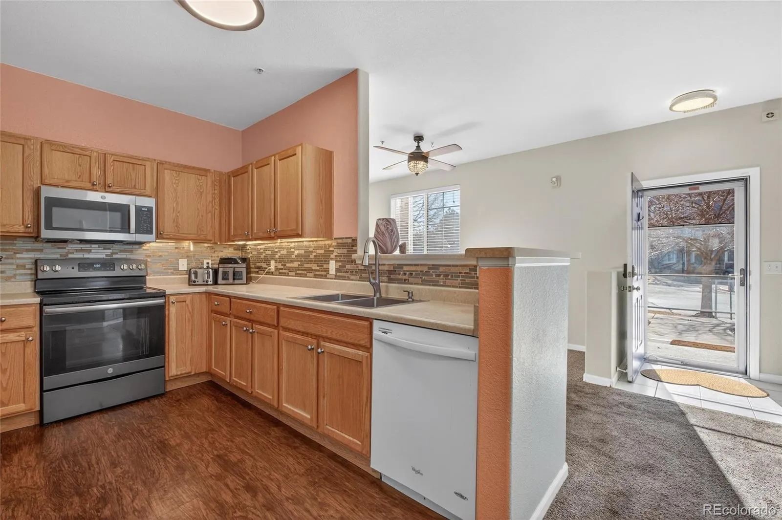 5255 Memphis Street #1204 Denver CO 80239 MLS #REC5554077 05152026150136 1600 6