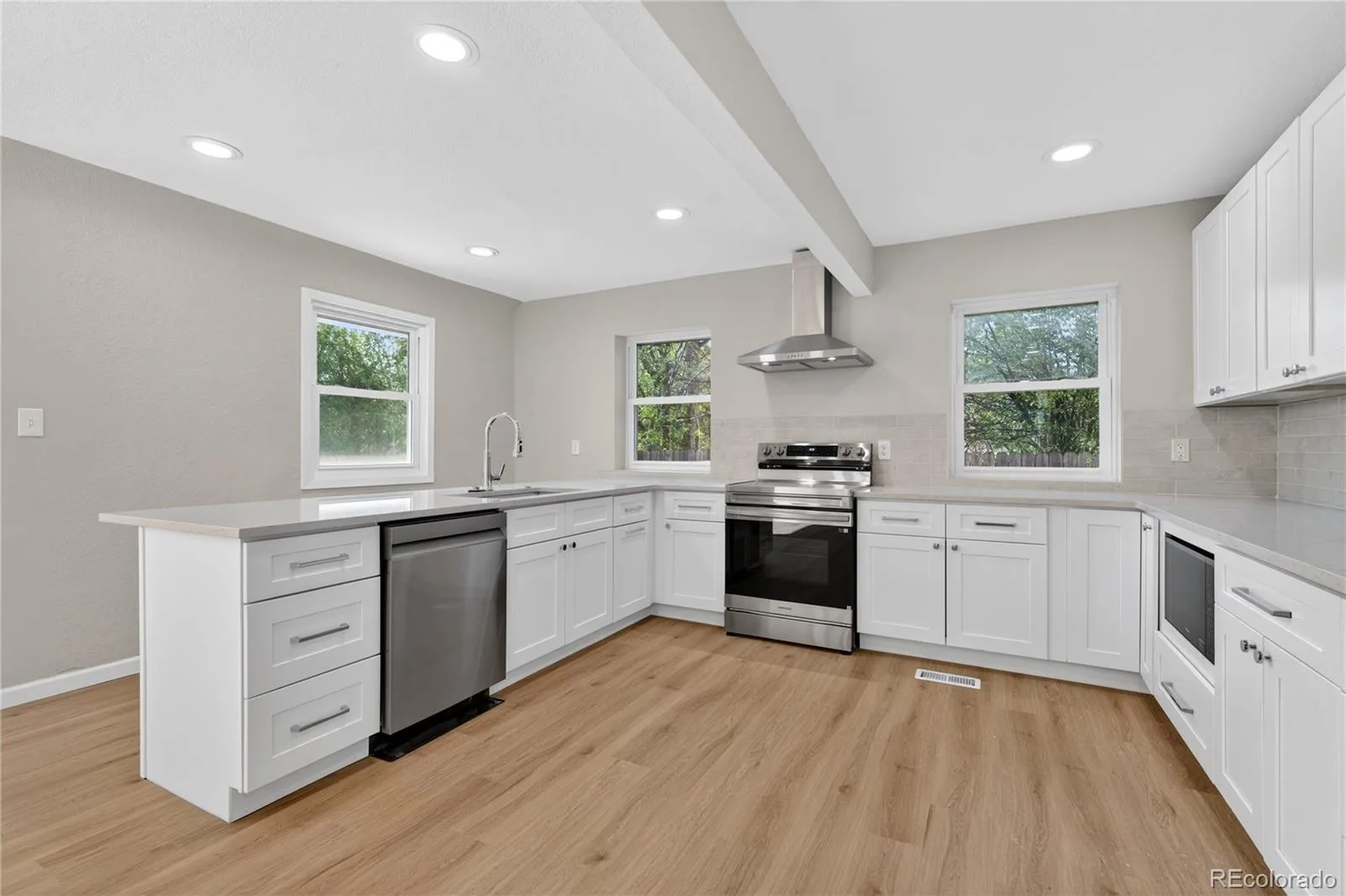 1567 Rosemary Street Denver CO 80220 | MLS #REC5555589 08212026161310 1600 8