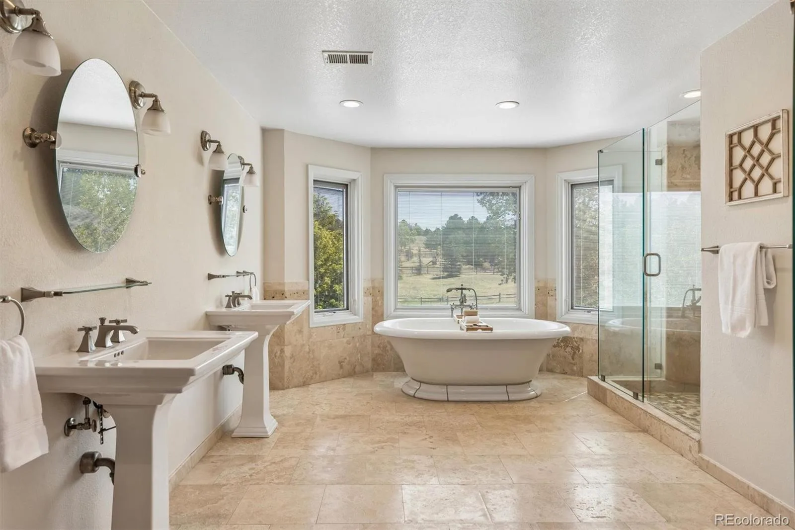 7199 S Chapparal W Circle Centennial CO 80016 | MLS #REC5556544 08282026185903 1600 25