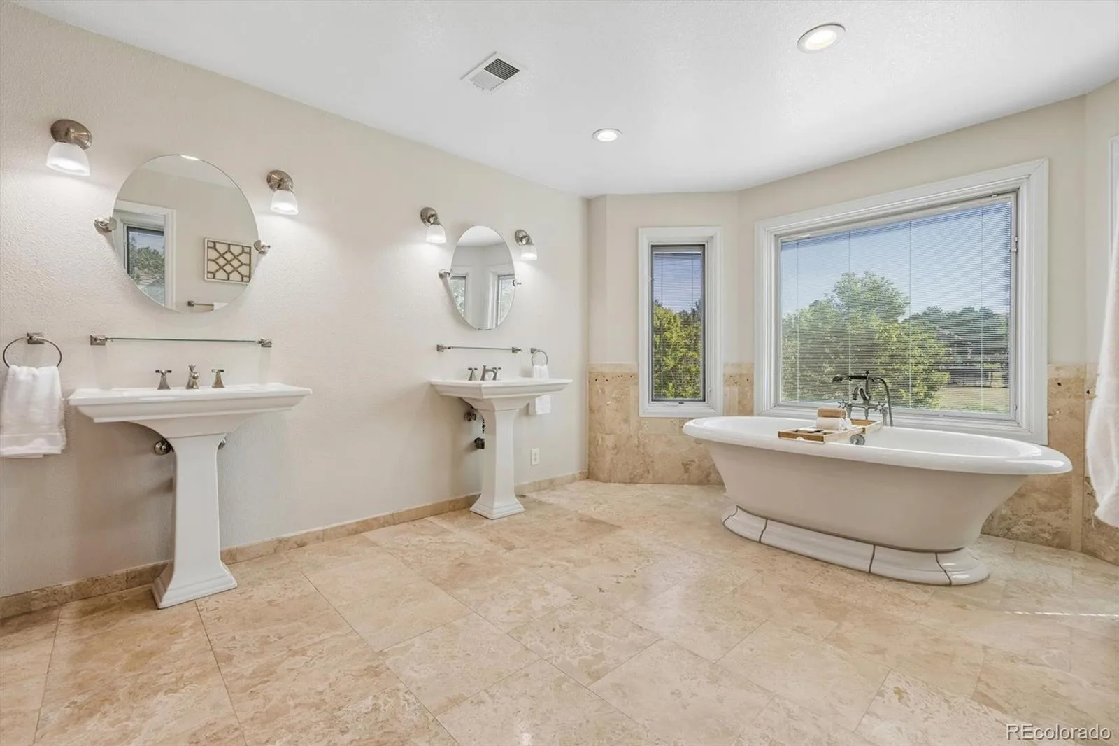 7199 S Chapparal W Circle Centennial CO 80016 | MLS #REC5556544 08282026185903 1600 27