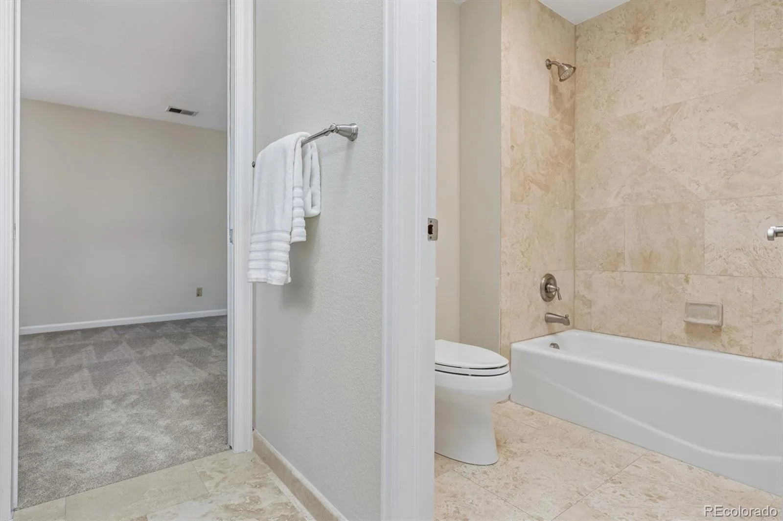 7199 S Chapparal W Circle Centennial CO 80016 | MLS #REC5556544 08282026185903 1600 30