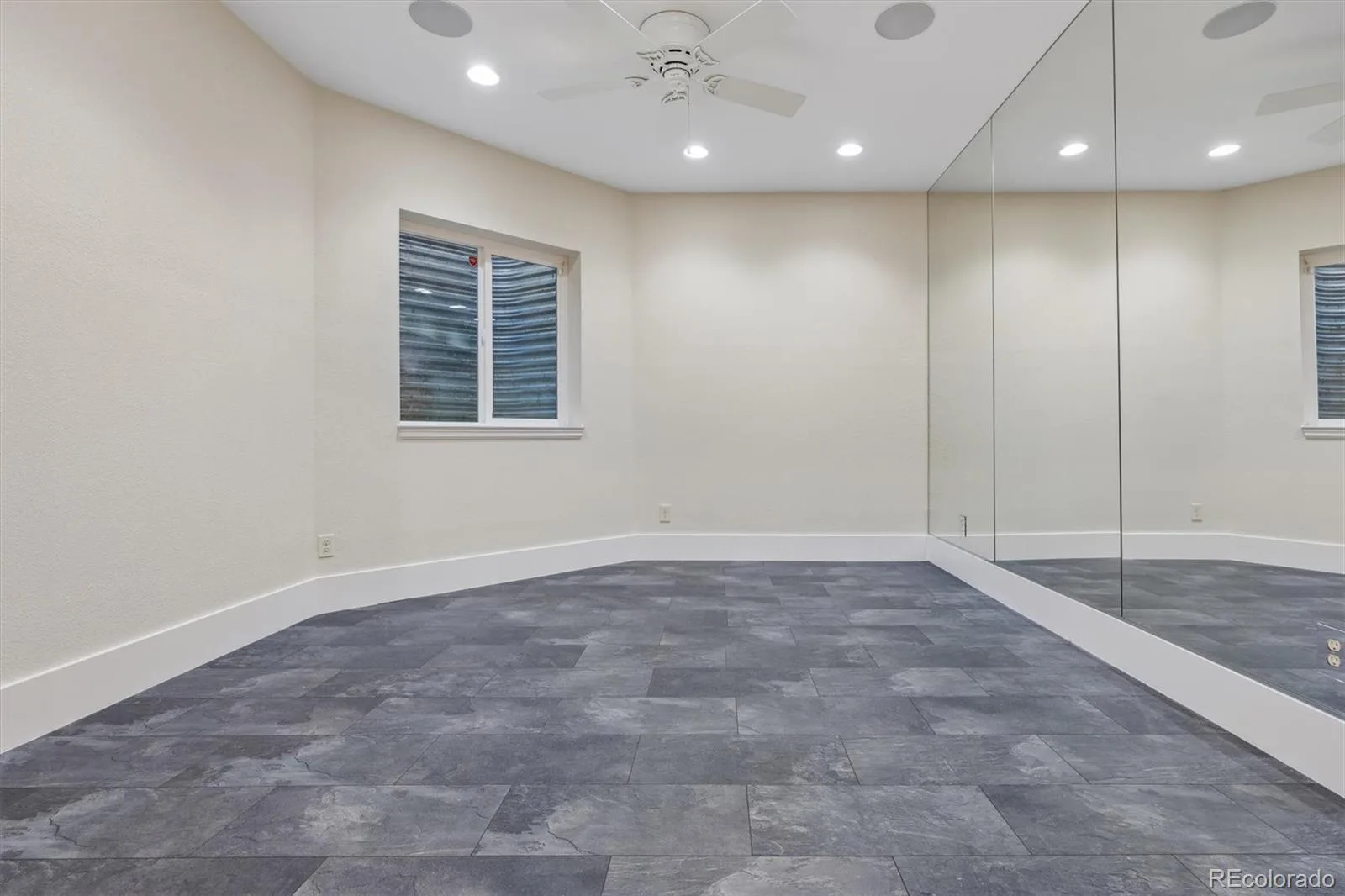 7199 S Chapparal W Circle Centennial CO 80016 | MLS #REC5556544 08282026185903 1600 36
