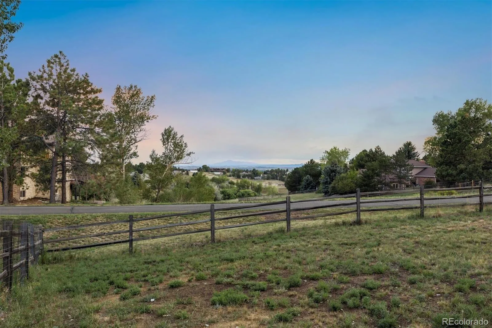 7199 S Chapparal W Circle Centennial CO 80016 | MLS #REC5556544 08282026185903 1600 41