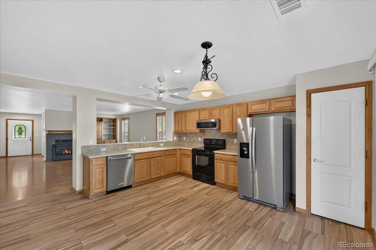 5574 Kalispell Street Denver CO 80239 | MLS #REC5557770 08192026193059 1200 14
