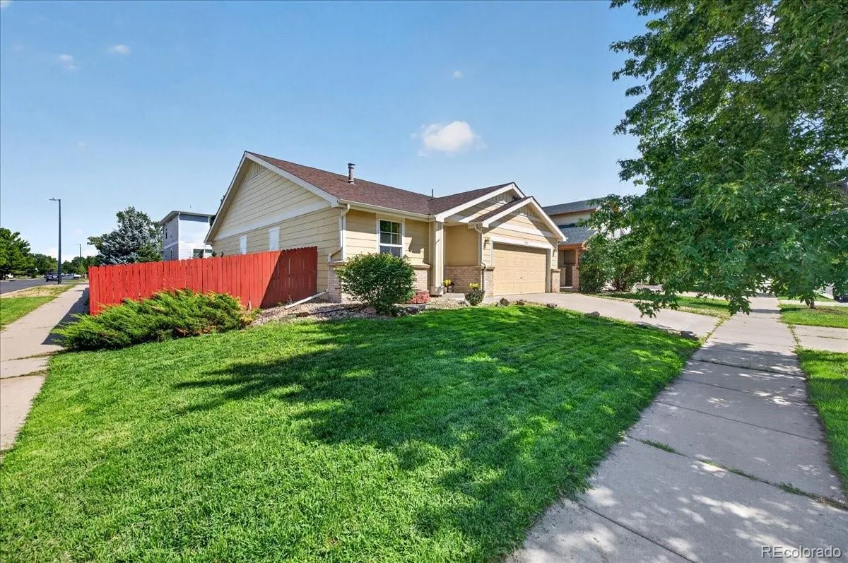 5574 Kalispell Street Denver CO 80239 | MLS #REC5557770 08192026193059 1200 2