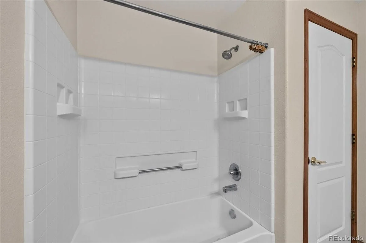 5574 Kalispell Street Denver CO 80239 | MLS #REC5557770 08192026193059 1200 22