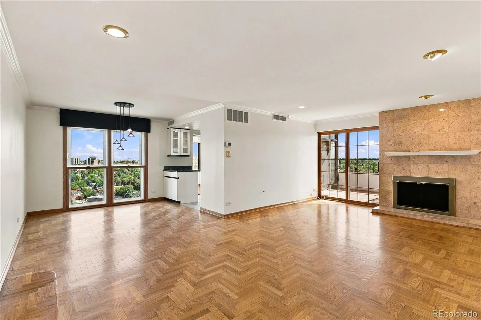 130 N Pearl Street #1701 Denver CO 80203 | MLS #REC5557893 09262026171334 1600 1