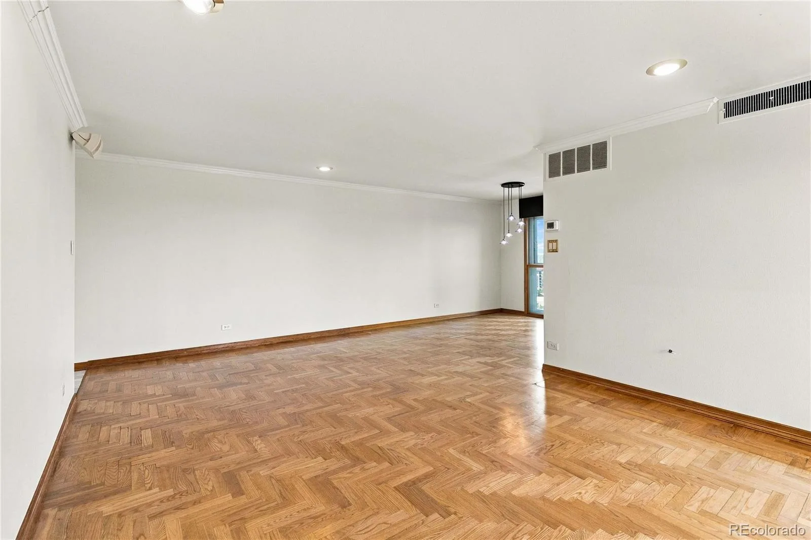 130 N Pearl Street #1701 Denver CO 80203 | MLS #REC5557893 09262026171334 1600 4