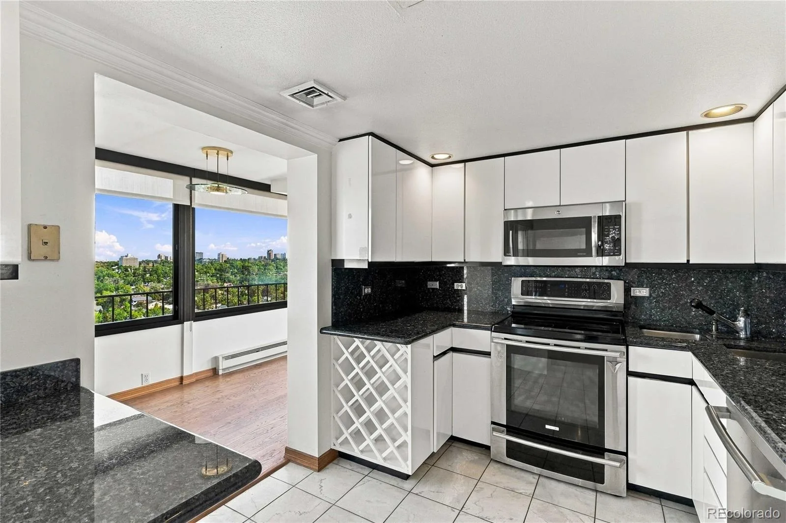 130 N Pearl Street #1701 Denver CO 80203 | MLS #REC5557893 09262026171334 1600 9