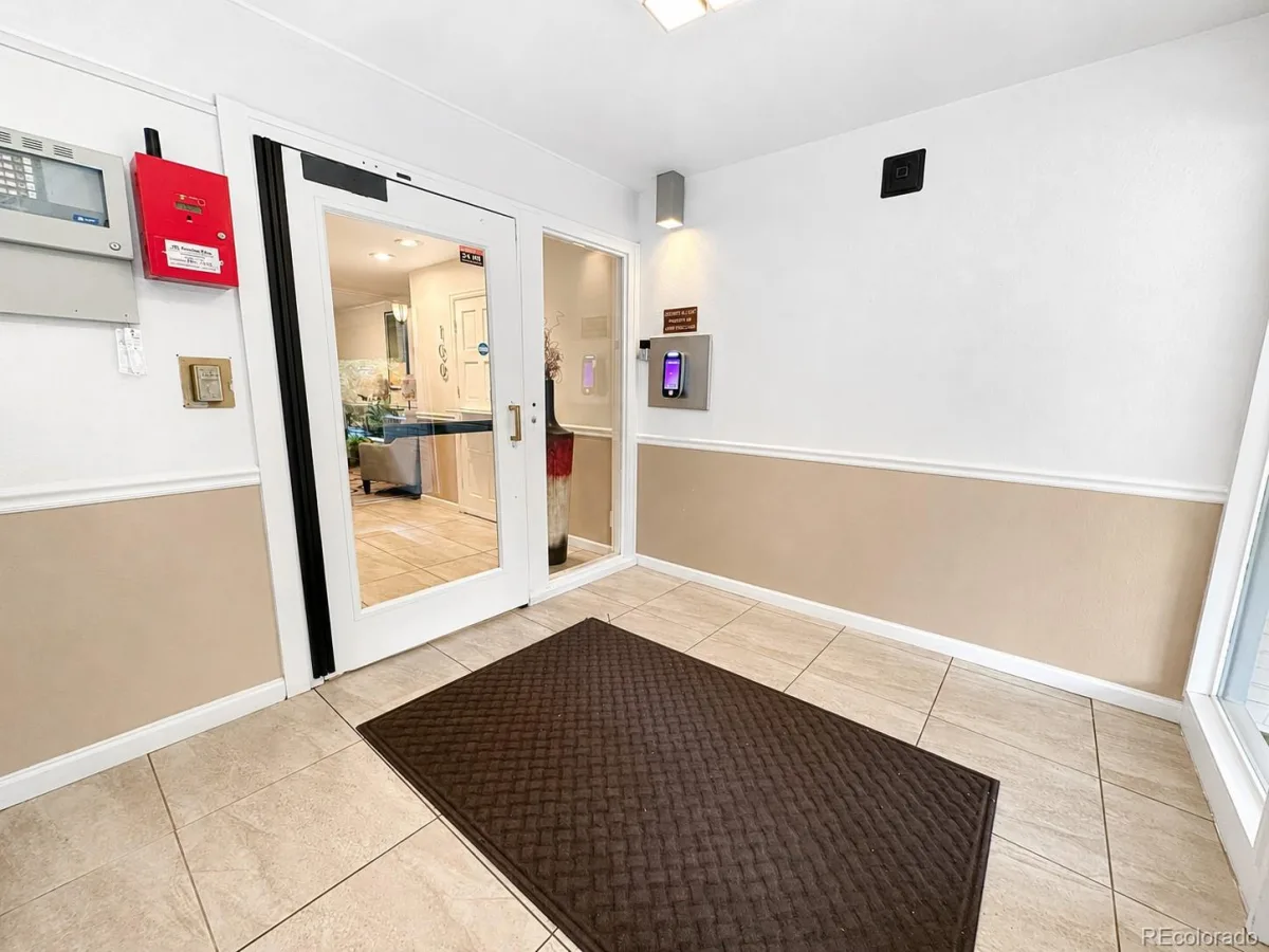 1265 Race Street #208 Denver CO 80206 | MLS #REC5557905 10052026174834 1200 24