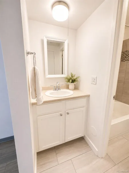 1265 Race Street #208 Denver CO 80206 | MLS #REC5557905 10052026174834 800 11