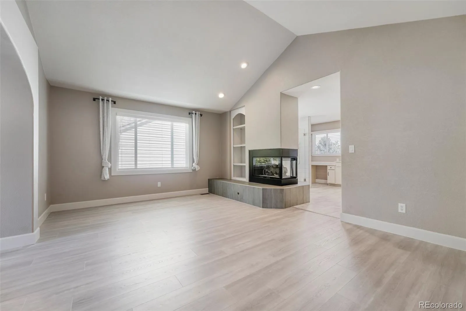 10181 Stoneridge Terrace Parker CO 80134 MLS #REC5558292 04092026173509 1600 16
