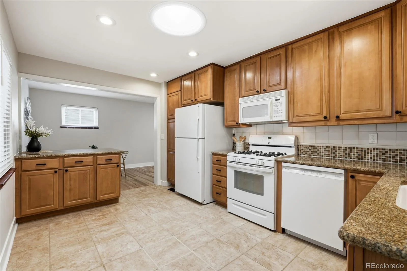 4676 E Utah Place Denver CO 80222 | MLS #REC5560390 10072026175057 1600 17