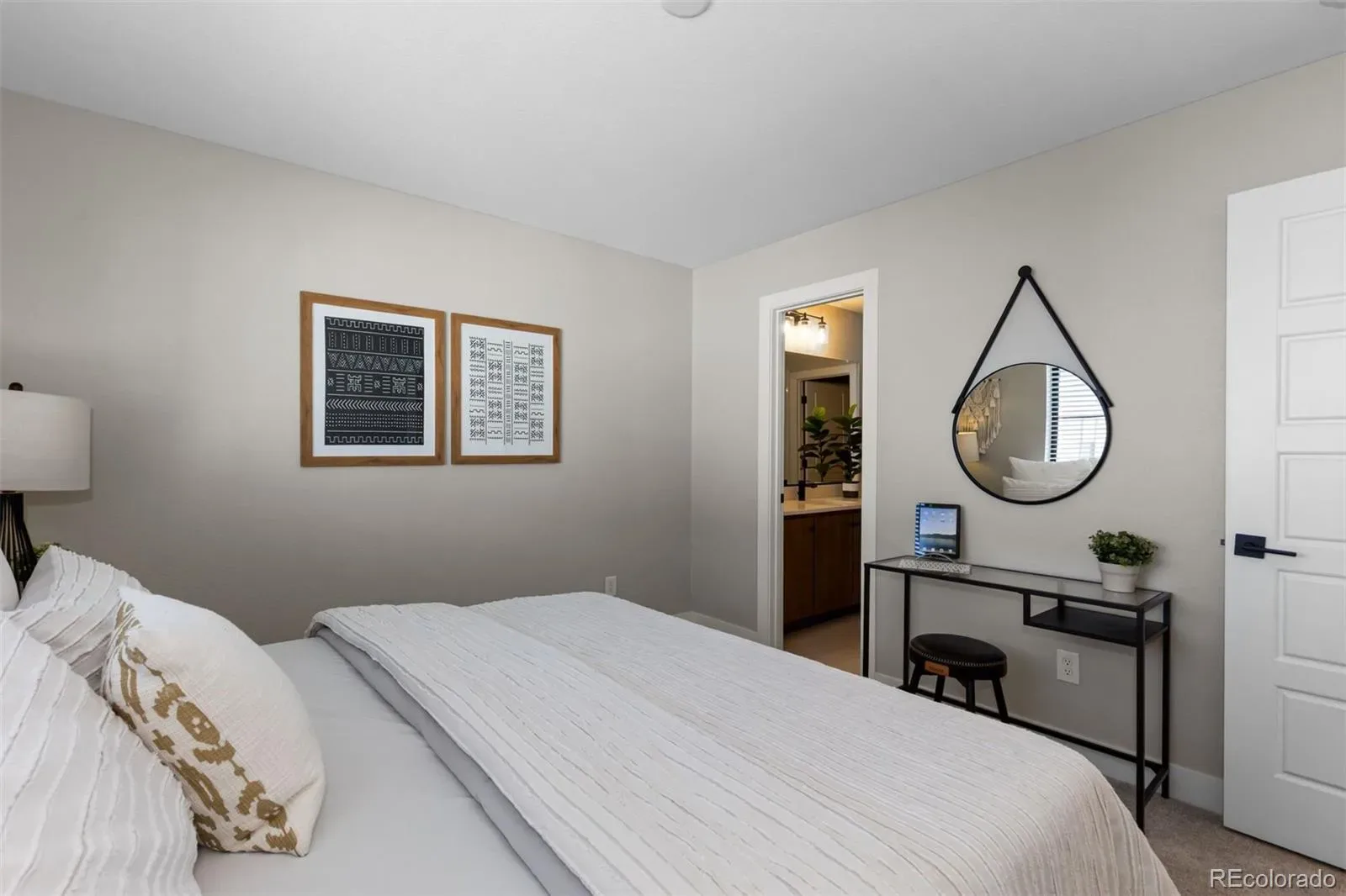 03262026155936 1600 28