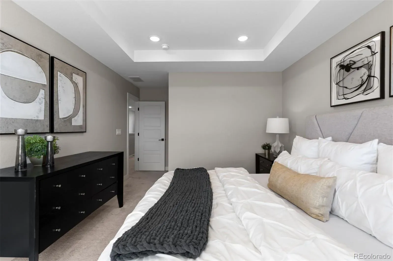 03262026155936 1600 32