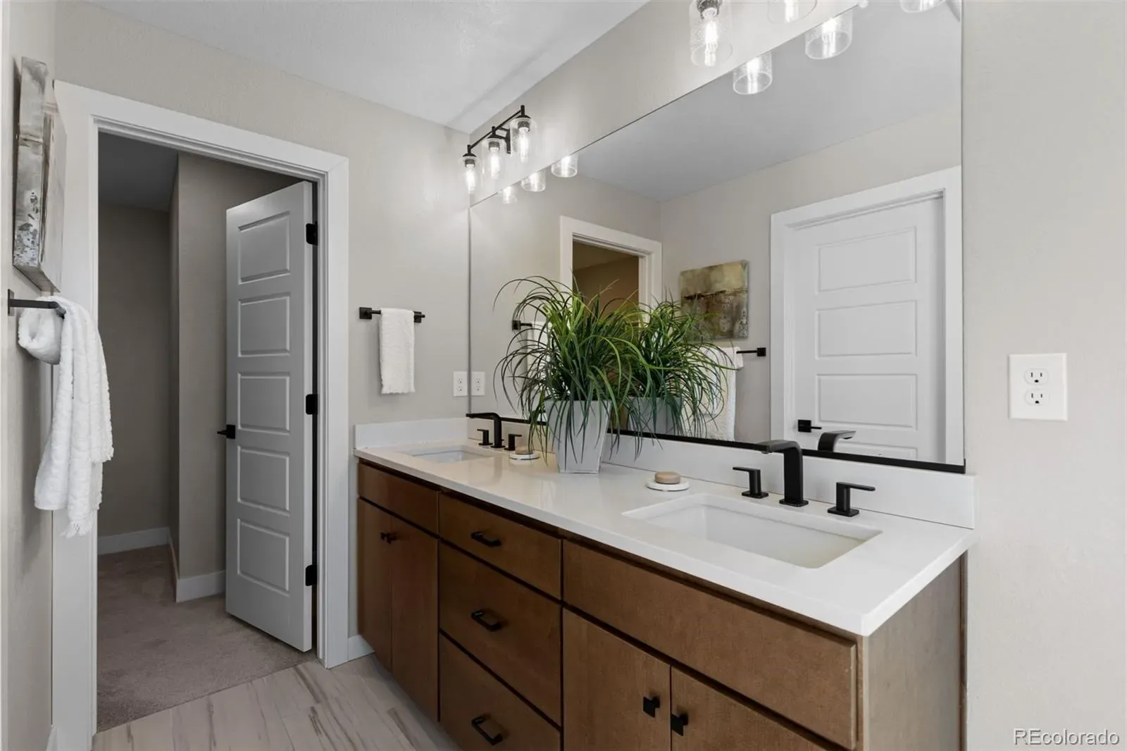 03262026155936 1600 36