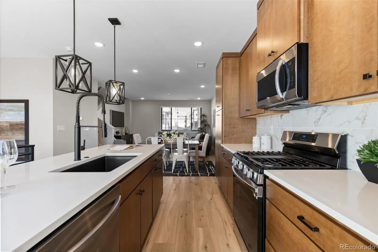 03262026155936 1600 8