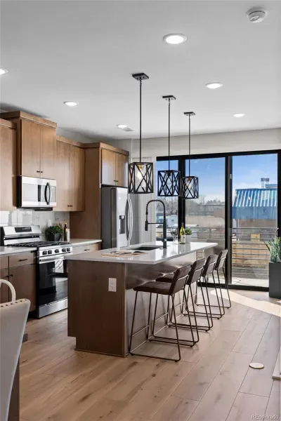 03262026155936 800 6