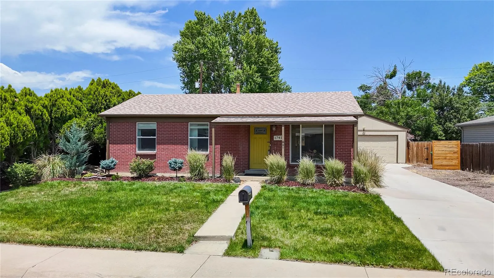 1741 W 55th Place Denver CO 80221 MLS #REC5561234 05152026002738 1600 2