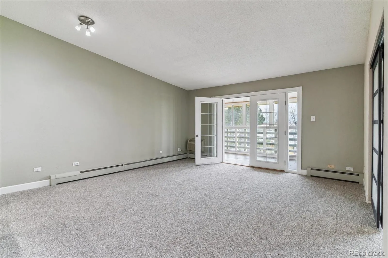 610 S Clinton Street #3D Denver CO 80247 MLS #REC5563017 04162026220942 1600 5