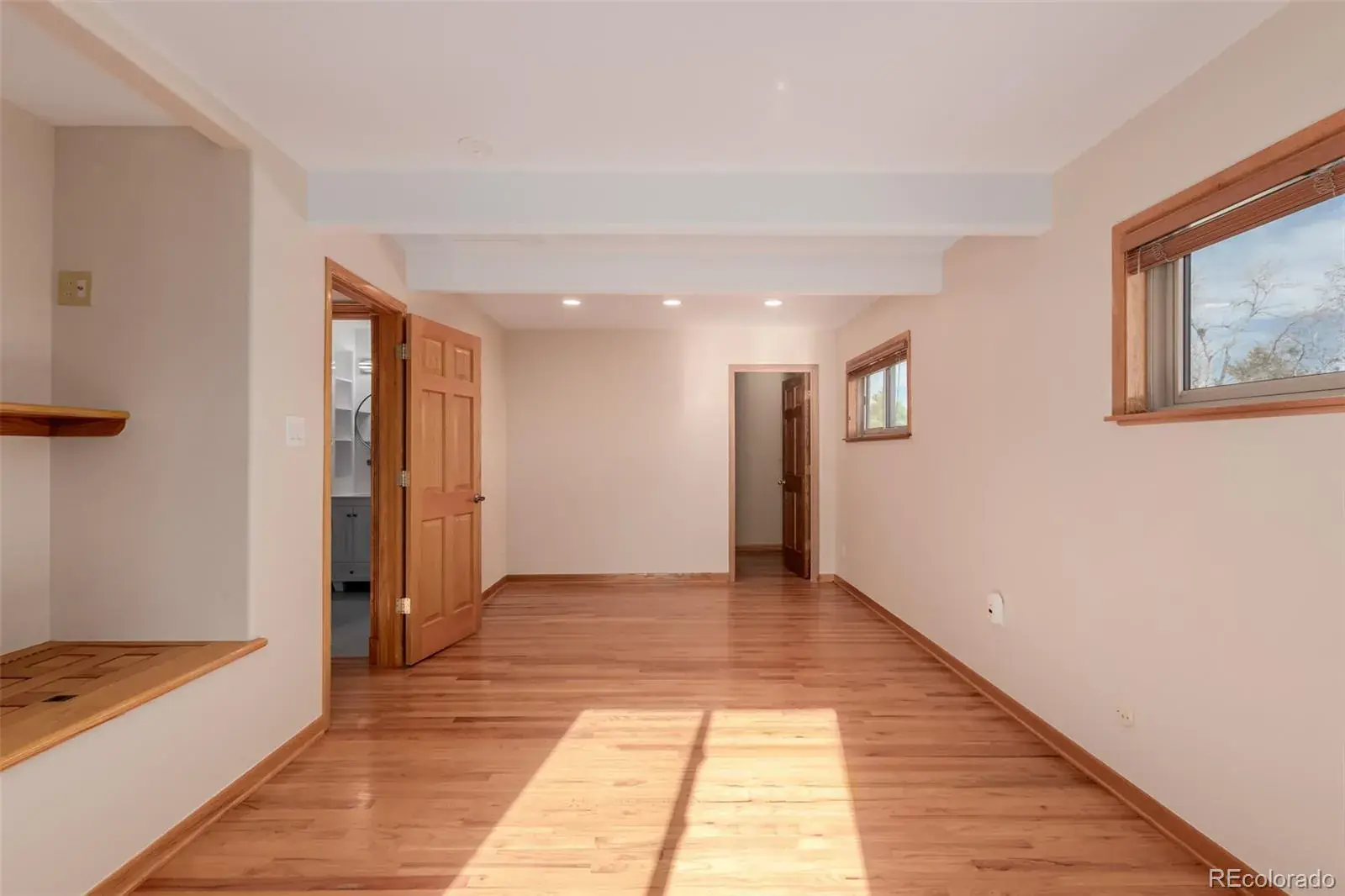 11242025232912 1600 17