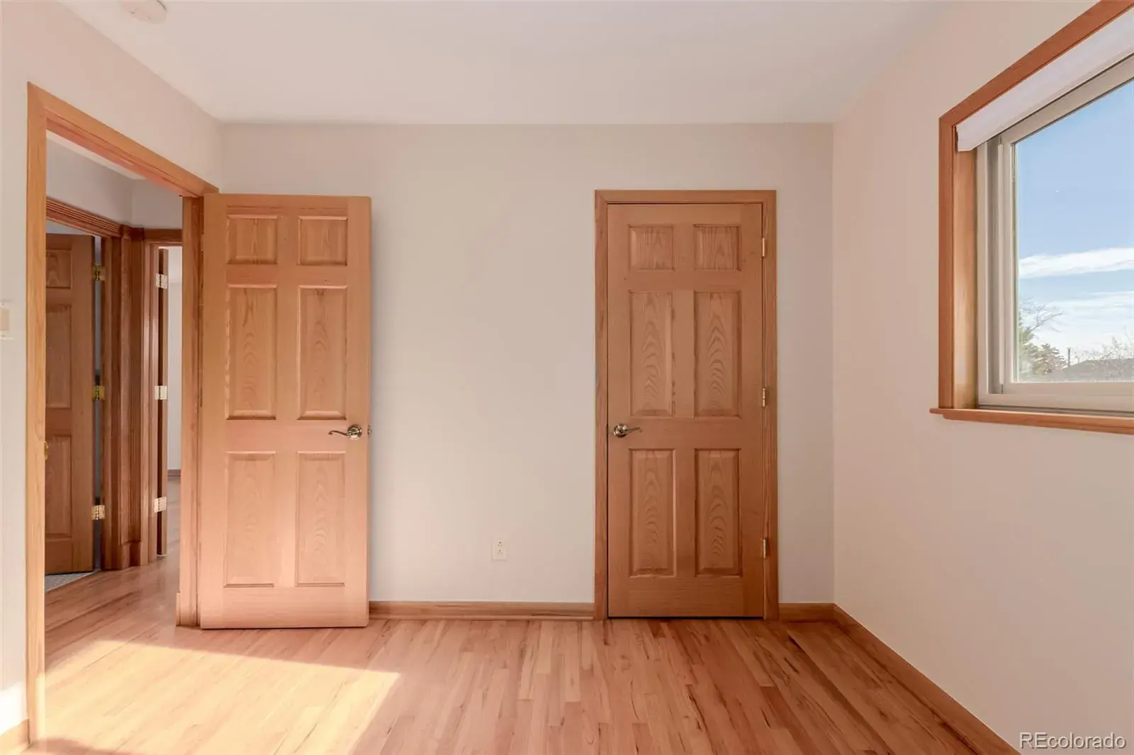 11242025232912 1600 25