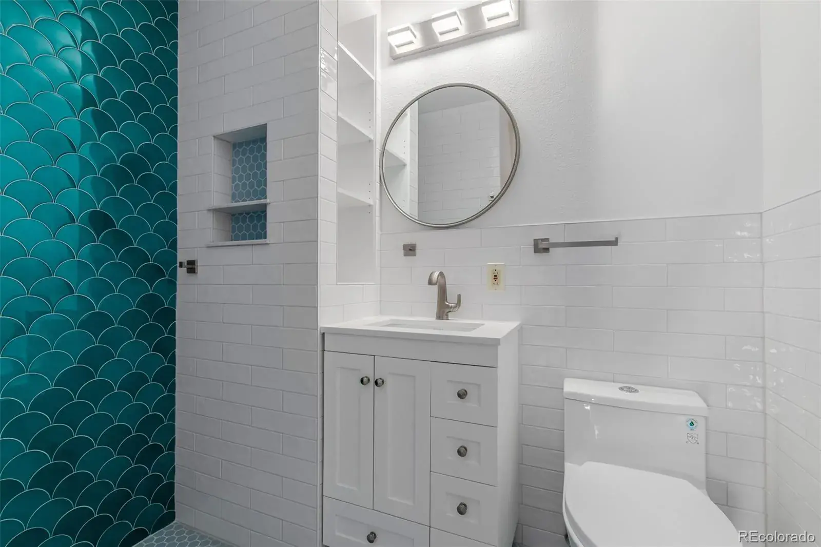 11242025232912 1600 26