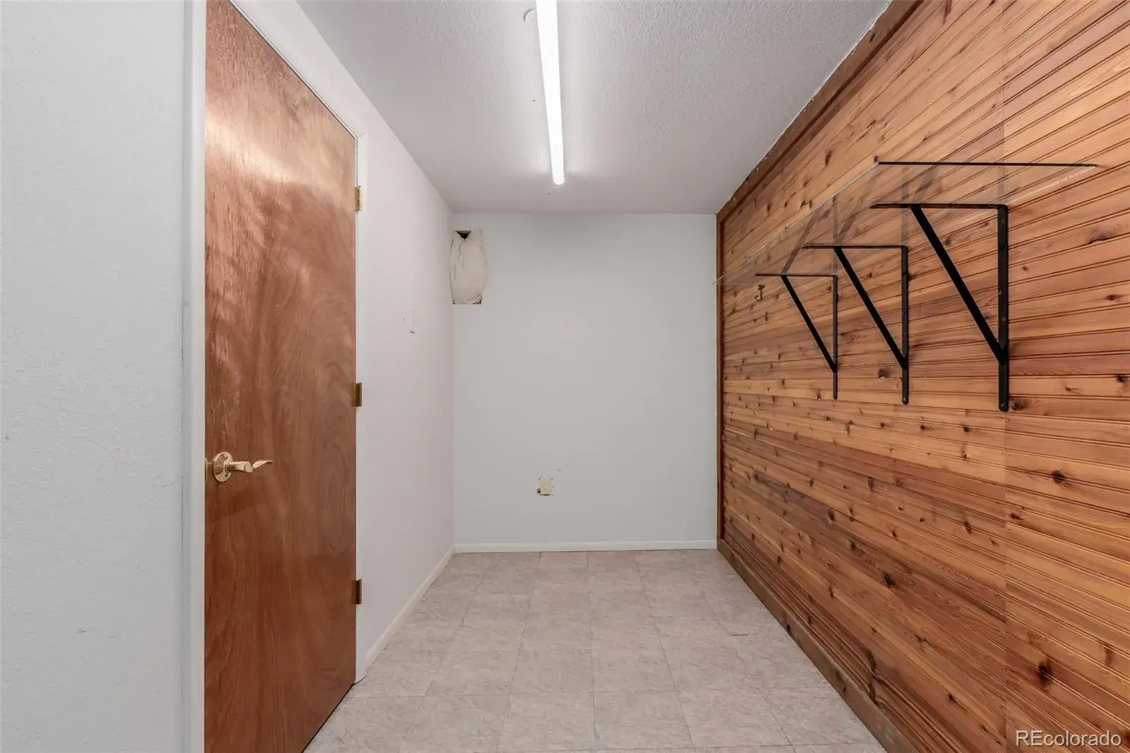 11242025232912 1600 38