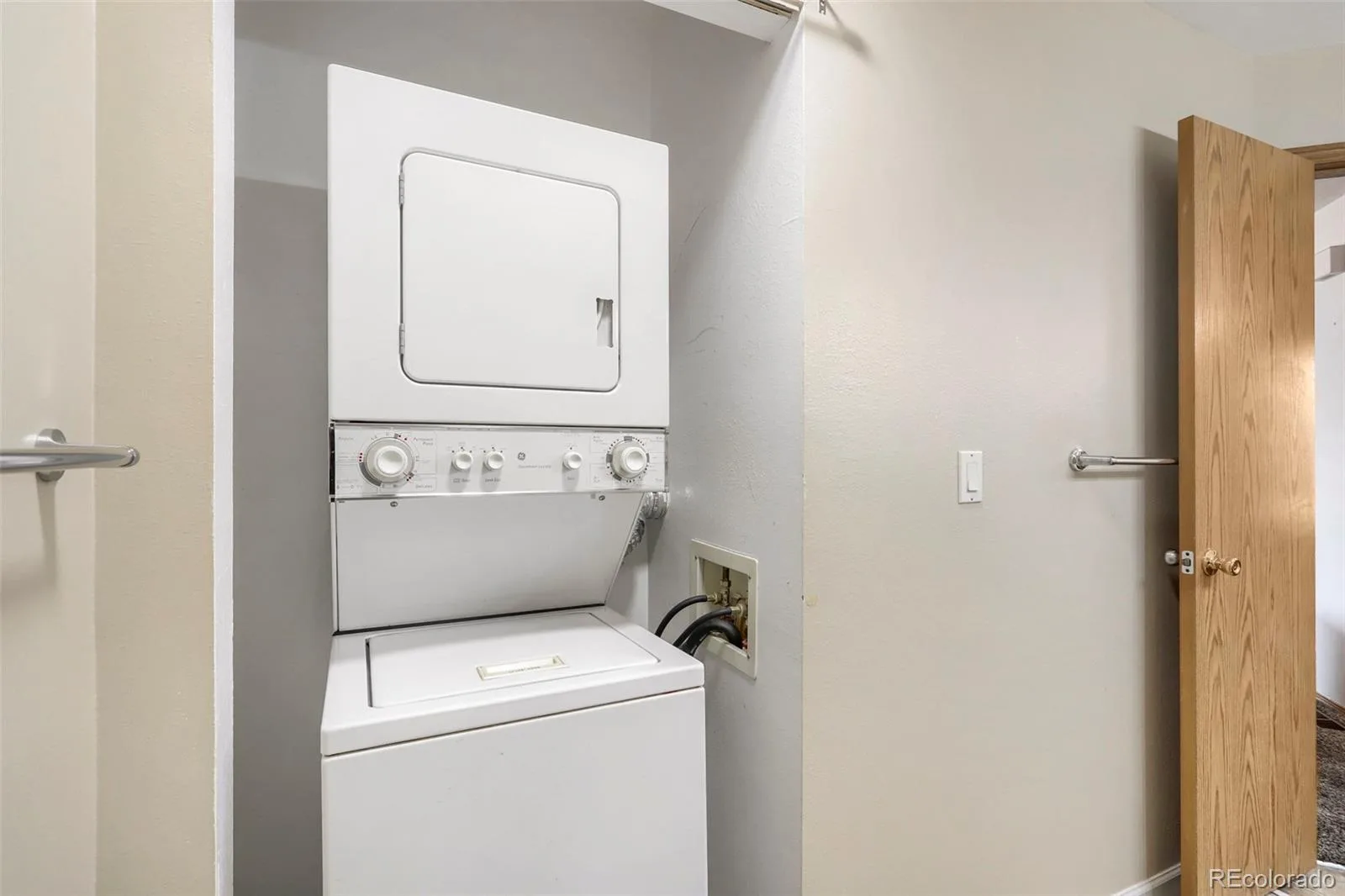 4266 S Eldridge Street #101 Morrison CO 80465 | MLS #REC5567626 08092026180528 1600 15
