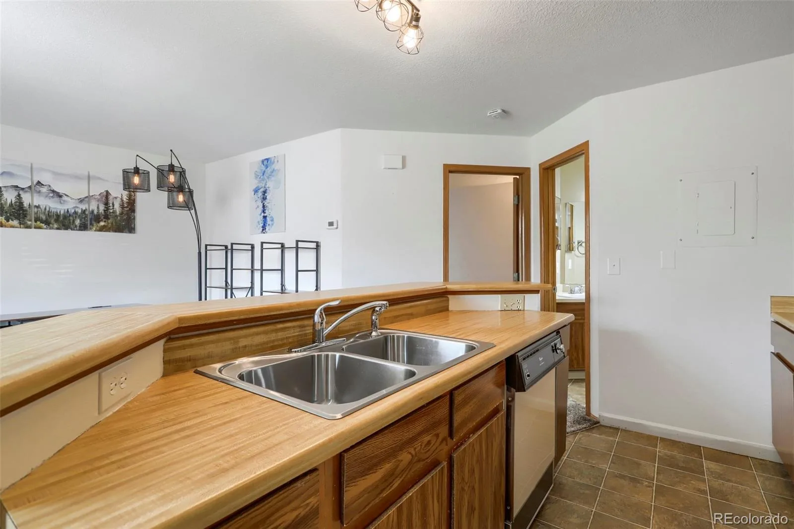 4266 S Eldridge Street #101 Morrison CO 80465 | MLS #REC5567626 08092026180528 1600 7