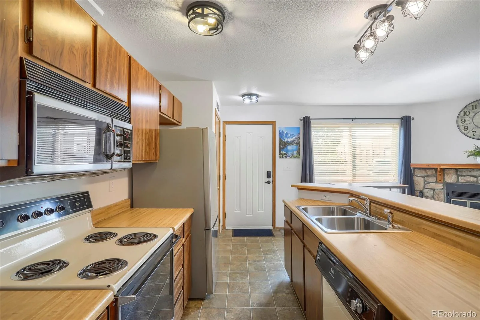 4266 S Eldridge Street #101 Morrison CO 80465 | MLS #REC5567626 08092026180528 1600 9