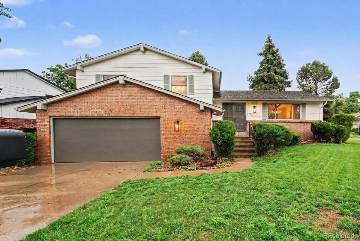 3792 S Fenton Way Denver CO 80235 | MLS #REC5570282 08182026063329 1200 1