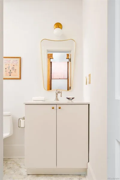 04102026170219 800 24