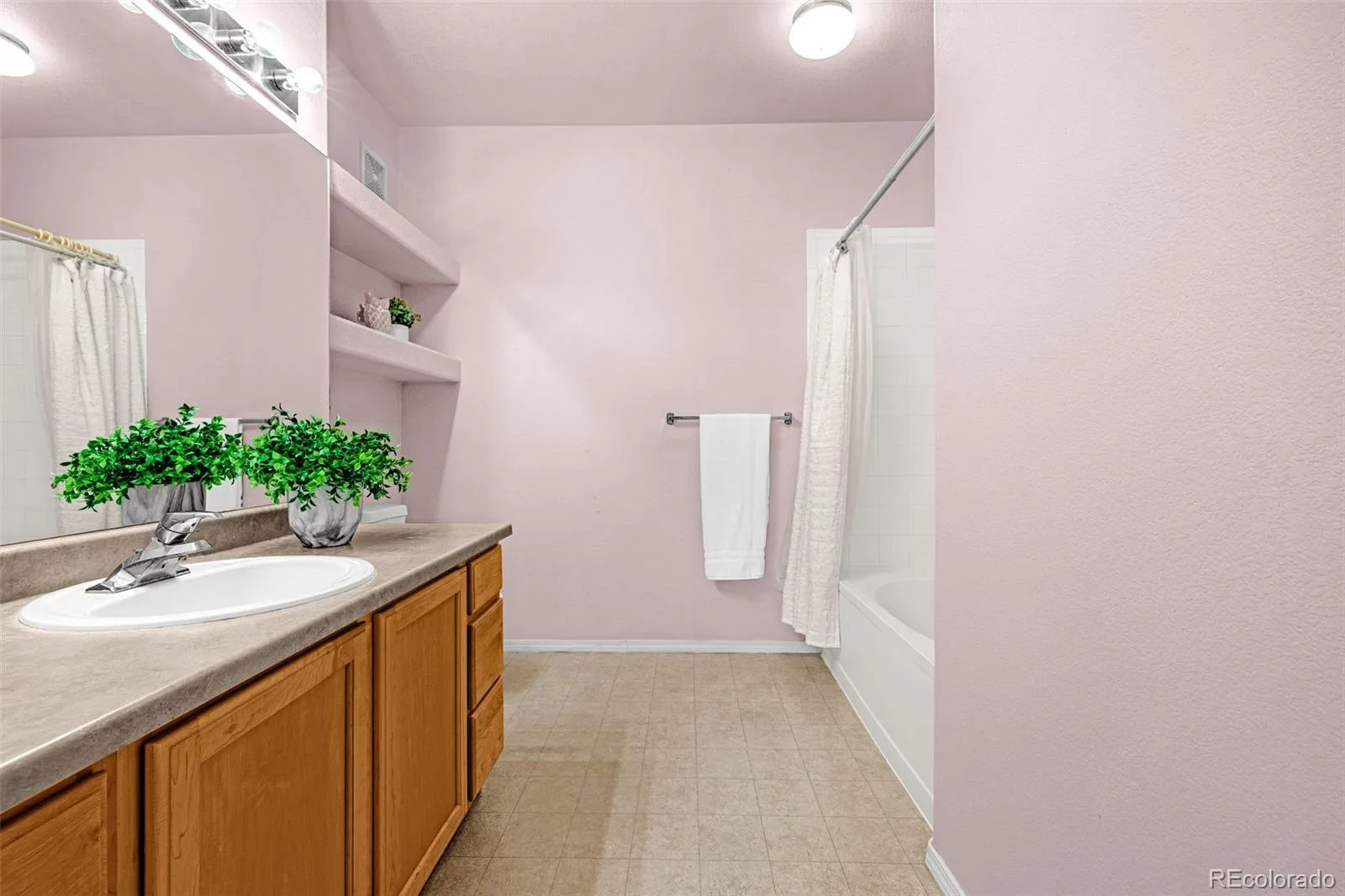 12711 Colorado Boulevard #415D Thornton CO 80241 | MLS #REC5572027 08142026233916 1600 8