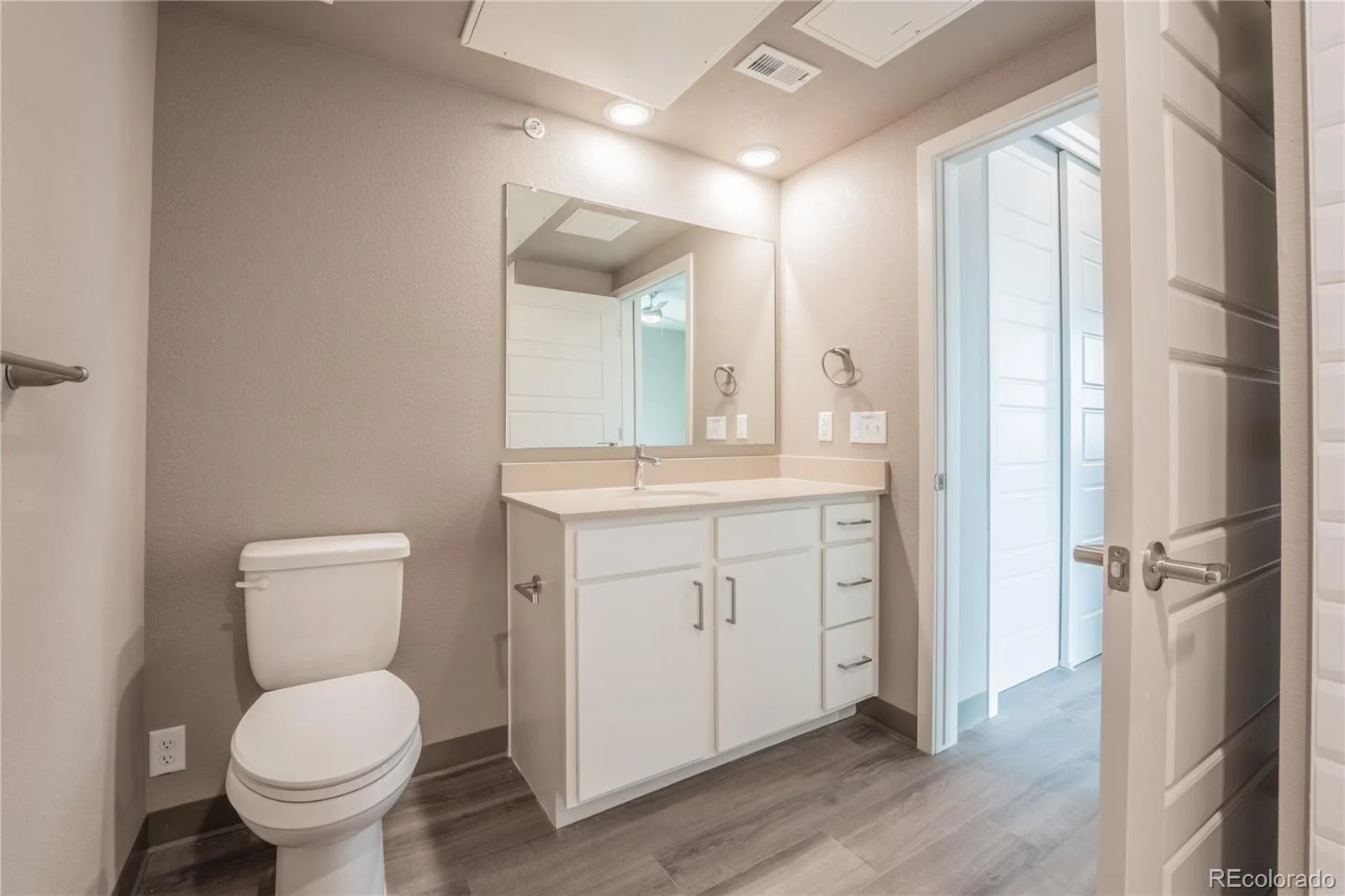12983 W Ida Avenue #110 Littleton CO 80127 | MLS #REC5574095 08312026212420 1600 30