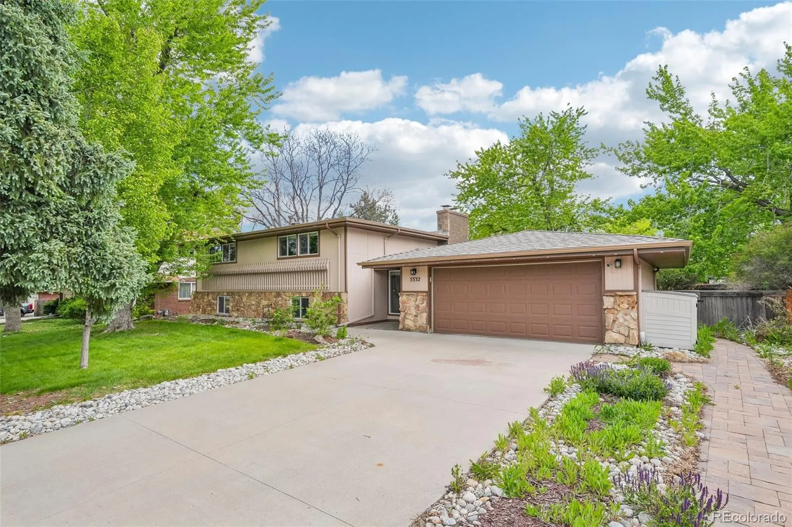 5332 W Geddes Place Littleton CO 80128 MLS #REC5574645 05152026200012 1600 0