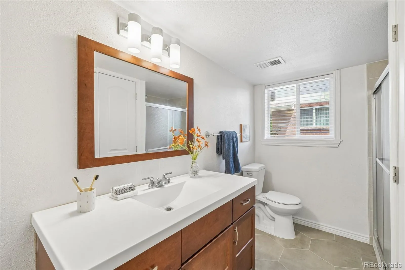 5332 W Geddes Place Littleton CO 80128 MLS #REC5574645 05152026200012 1600 35