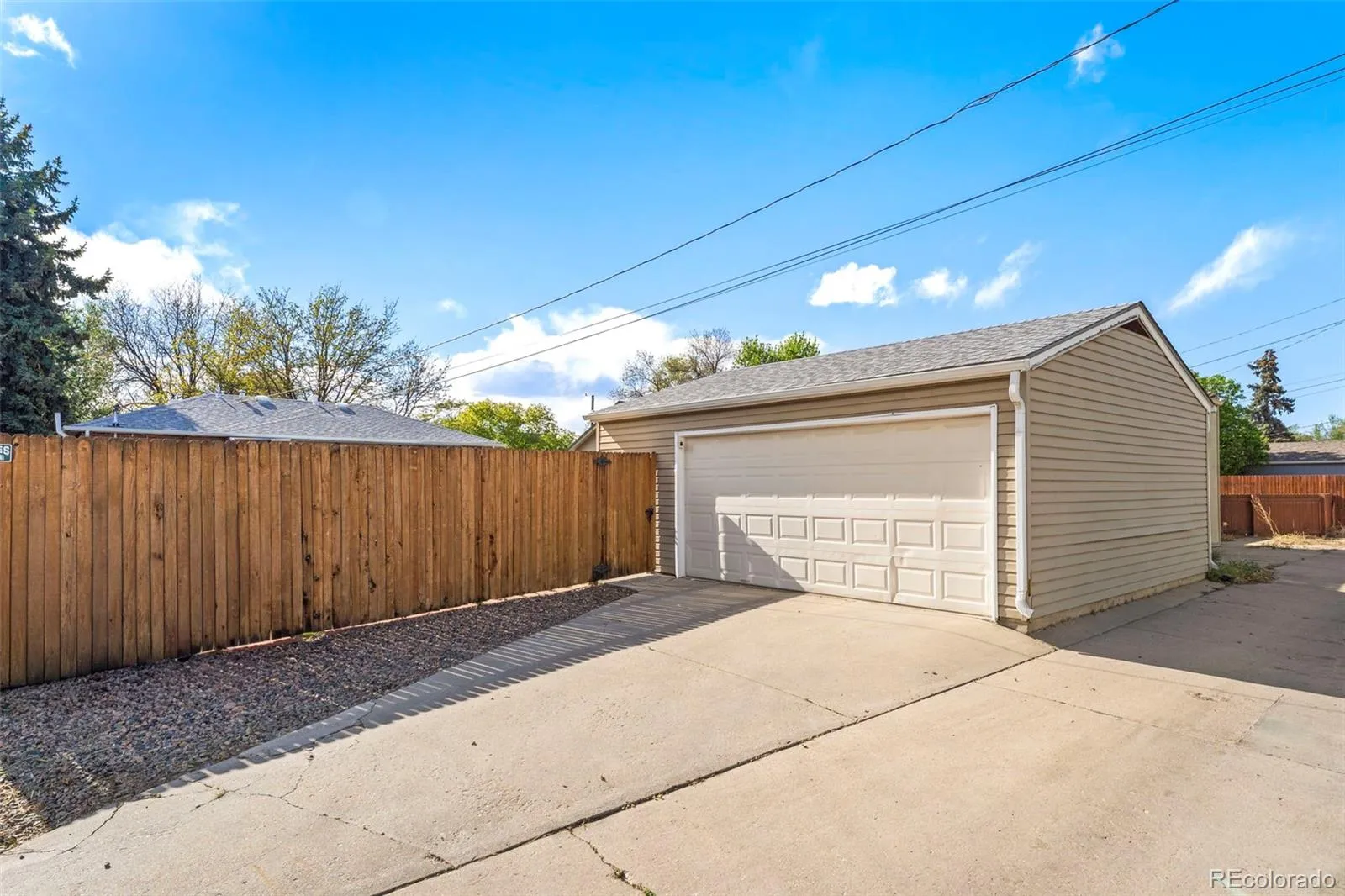 1420 Rosemary Street Denver CO 80220 MLS #REC5576228 04252026160637 1600 27