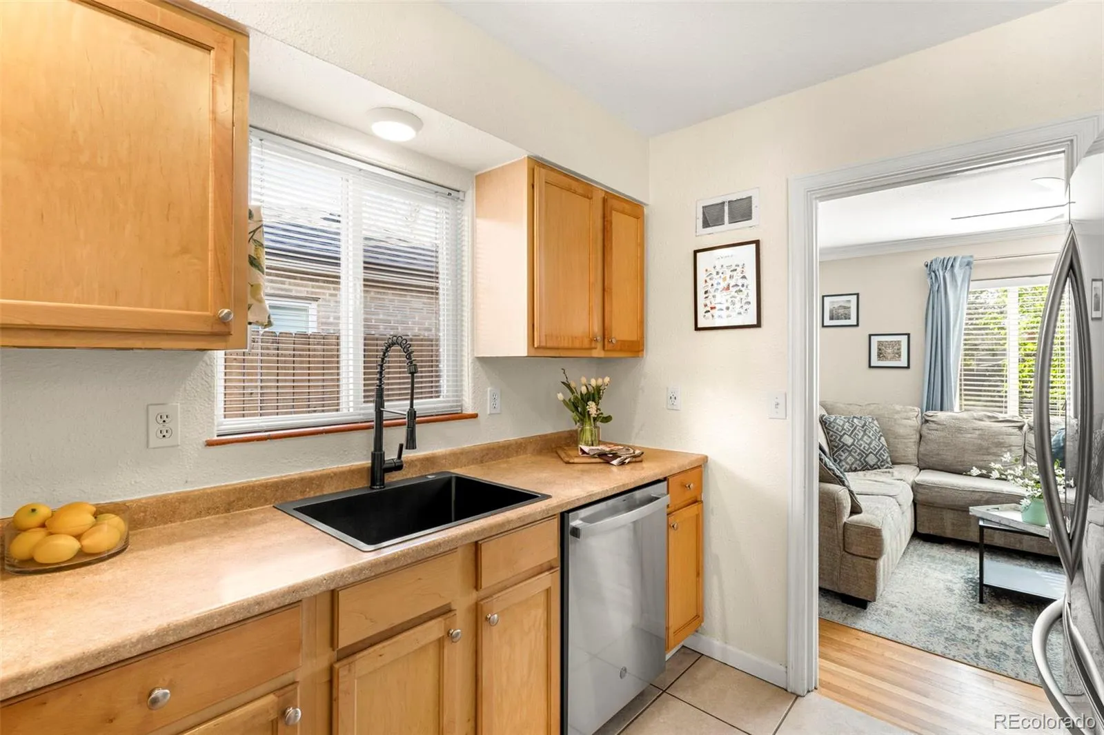 1420 Rosemary Street Denver CO 80220 MLS #REC5576228 04252026160637 1600 8