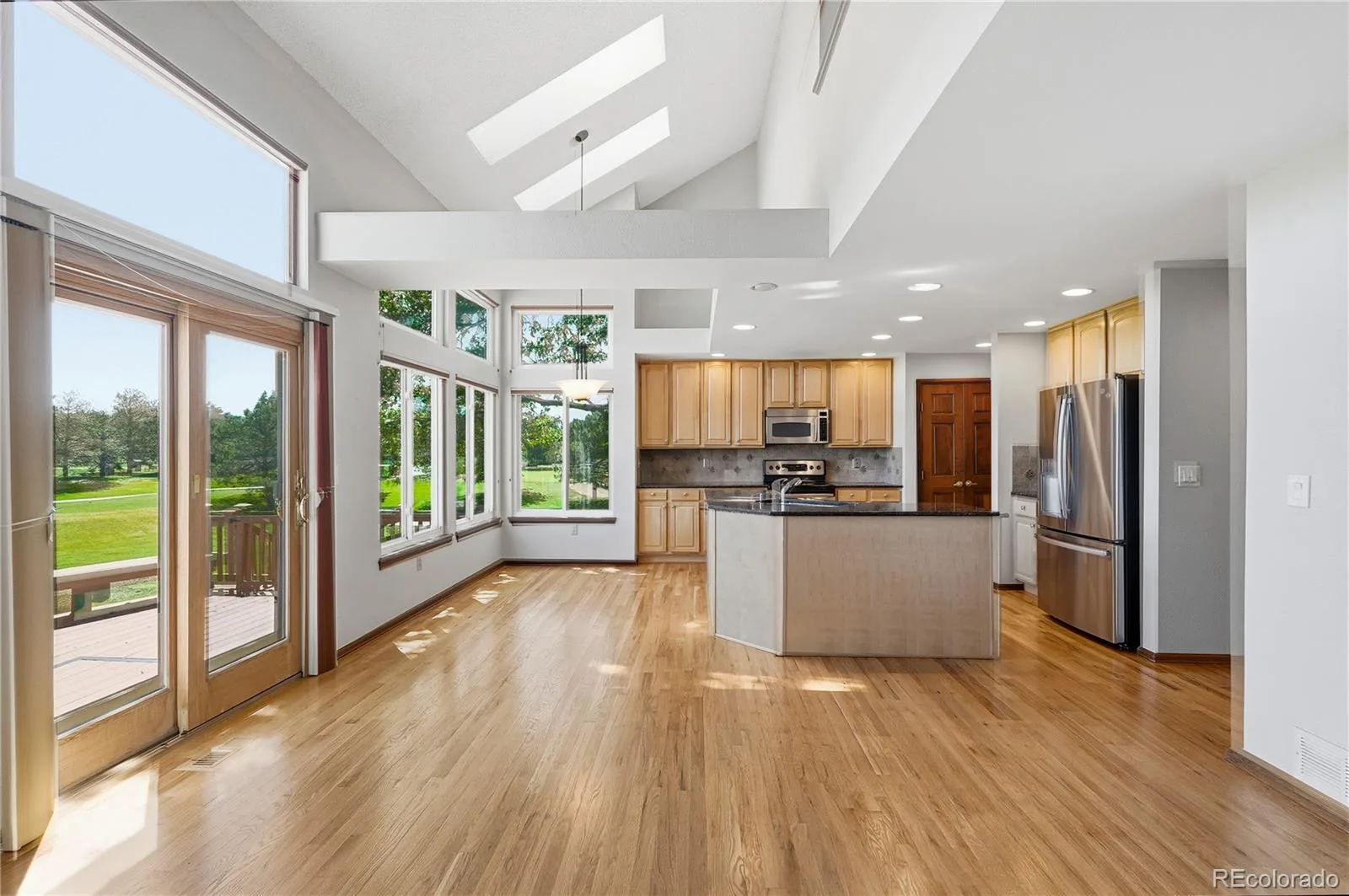 31 Sutherland Court Highlands Ranch CO 80130 MLS #REC5581826 06132026192300 1600 1