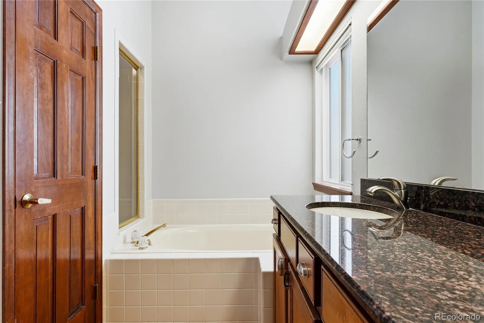 31 Sutherland Court Highlands Ranch CO 80130 MLS #REC5581826 06132026192300 1600 16